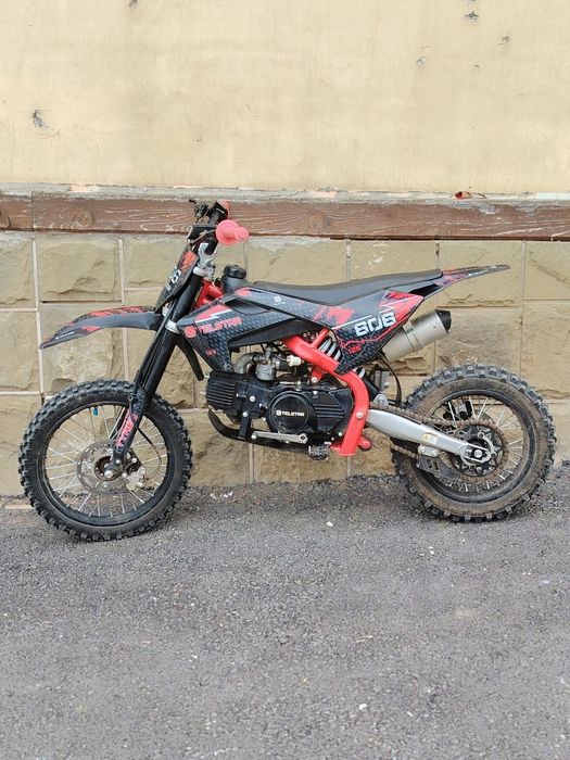 Продавам Telstar 125