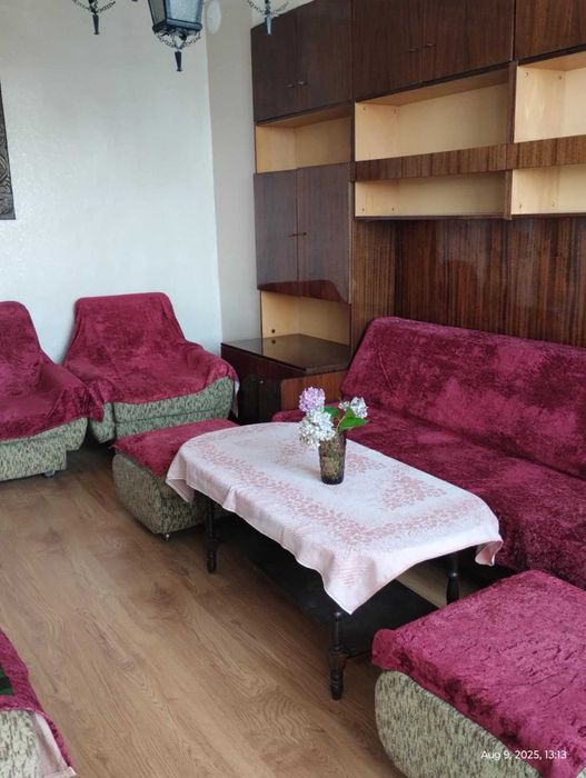 Дава се под наем Двустаен апартамент в Варна, ВИНС - 52 кв.м за 382.5 € - Снимка #2