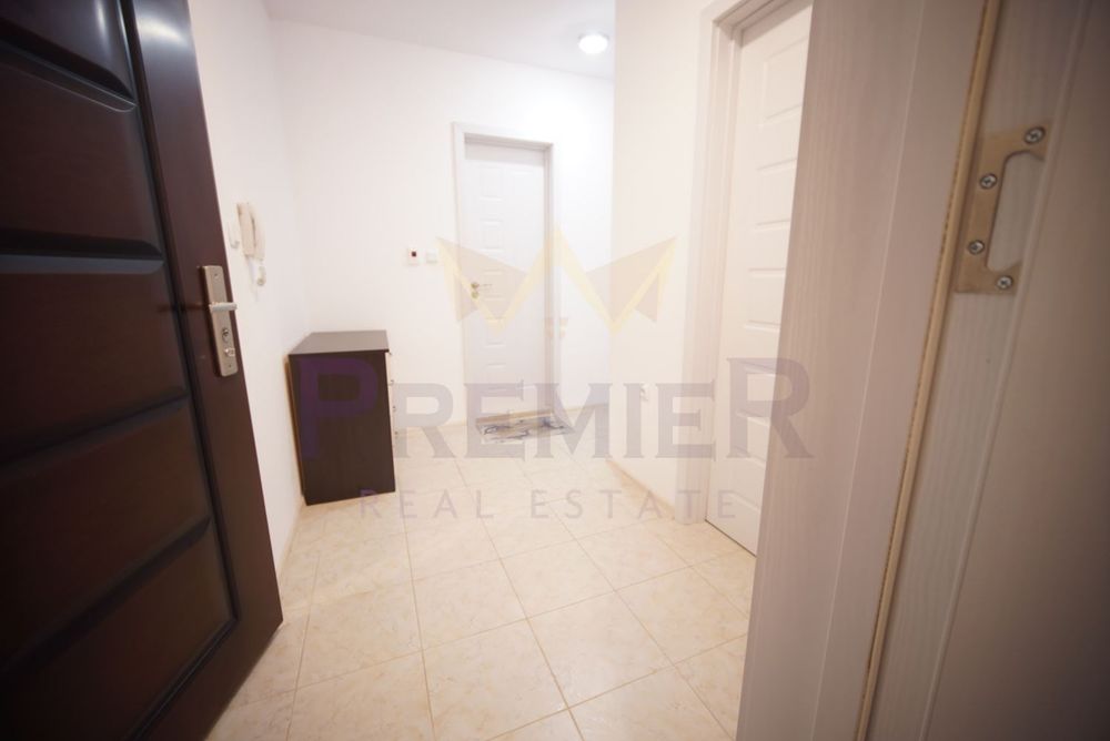 Продава се Двустаен апартамент в Поморие - 70 кв.м за 991 €/кв.м - Снимка #3