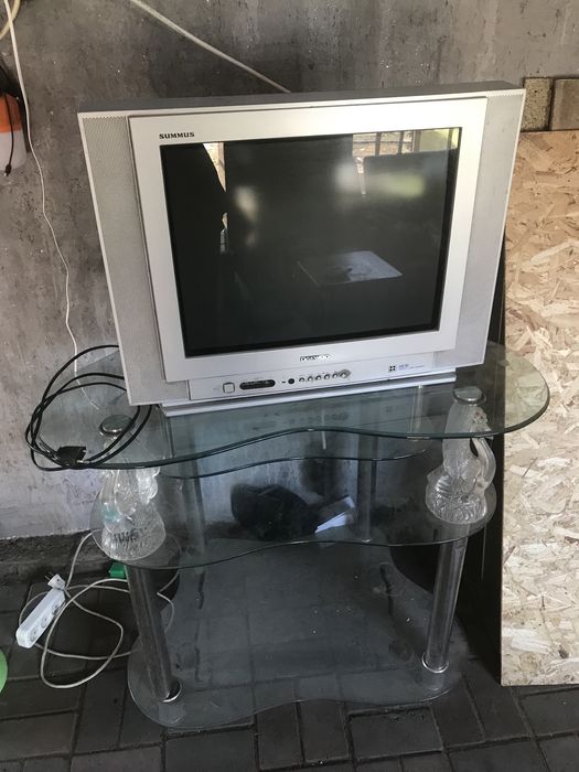 Продам телевизор