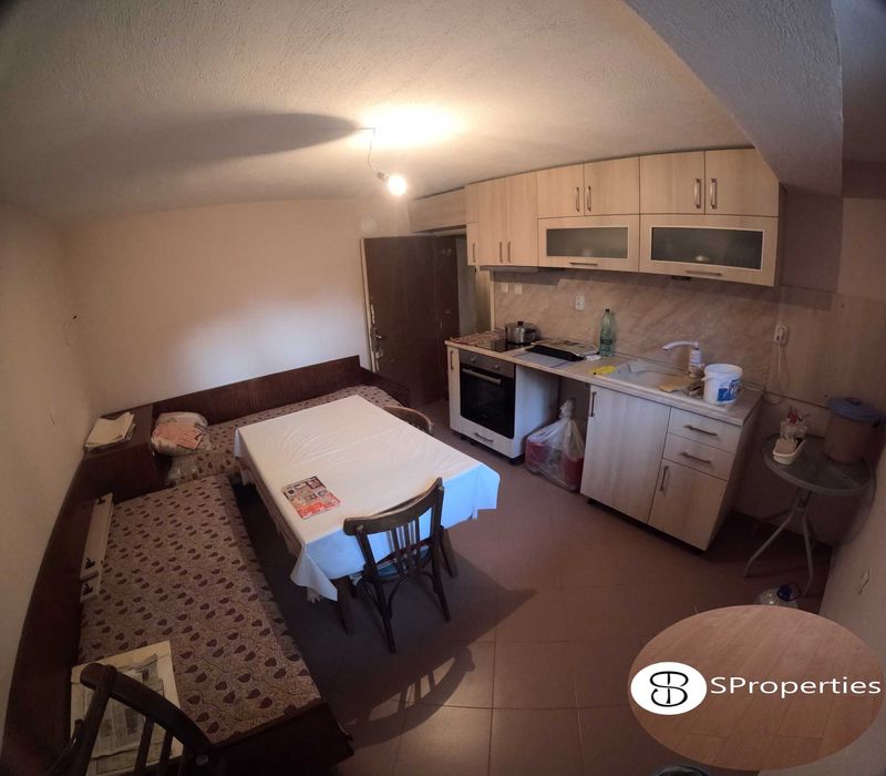 Продава се Етаж от къща в Асеновград - 100 кв.м за 1500 €/кв.м - Снимка #10