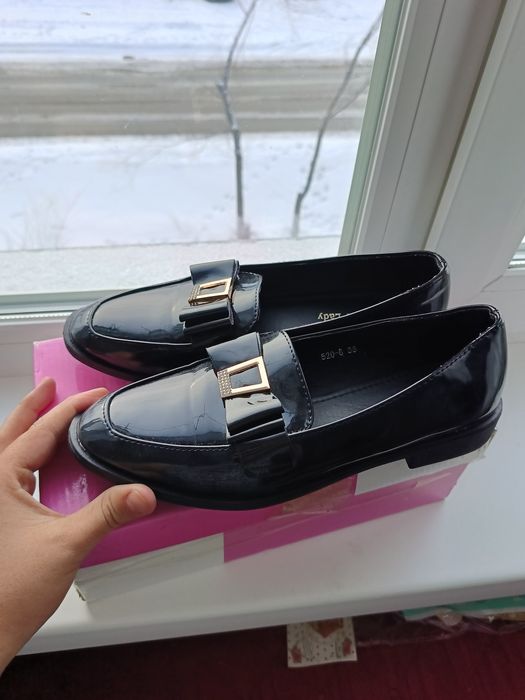 Продаю обувь женская