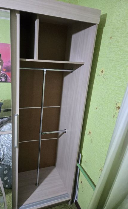 Продам шкаф купе