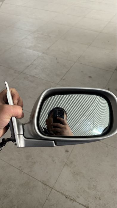 Боковое зеркало тойота 30-35