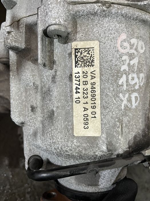 Раздатка с моторче бмв 3 г20/21 х-драйф ( razdatka bmw g20/21 x-drive