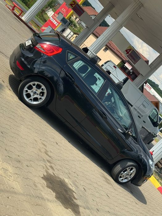 FORD Fiesta 2012 — imagine 2