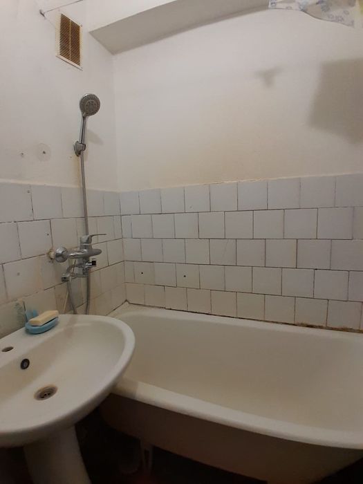 Продам 8-я школа.3х .ком .кв