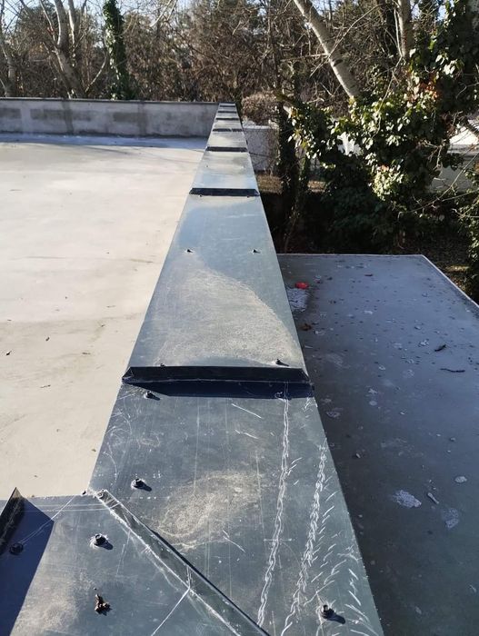 Acoperisuri si reparatii infiltrati Hidroizolație
