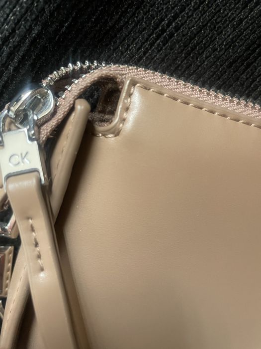 Чанта за през рамо Calvin Klein