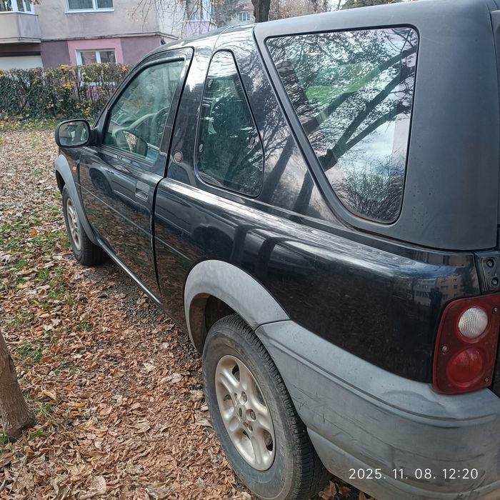 Land Rover Freelander 1.  An fabricatie 2001.     Benzina+ gpl. 1800 c