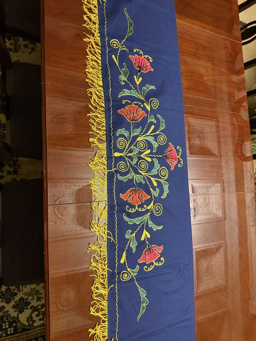 Продаётся занавески на дверь из хб с вышивкой в национальном стиле