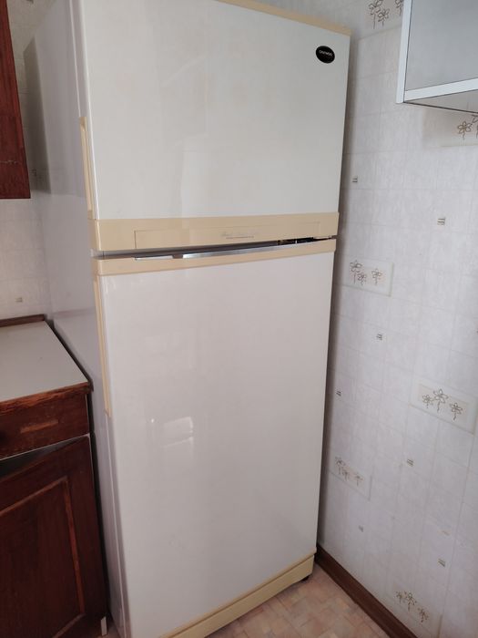 Холодильник Daewoo