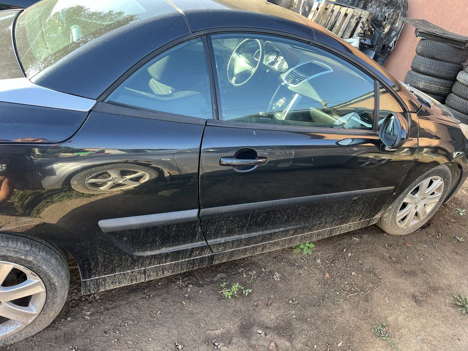 Peugeot 207CC на части