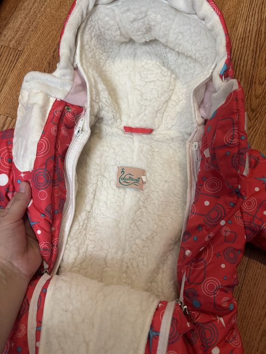 Продам зимний комбинезон трансформер