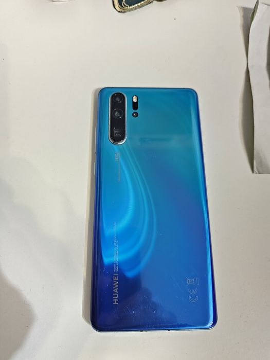 Vând Huawei P30 Pro