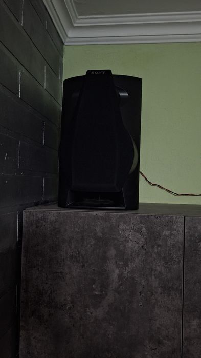 Продаётся музыкальный центр. Sony