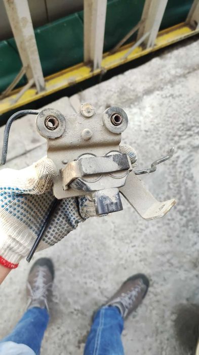 Датчик пневмоподвески Lexus rx300 rx330 rx350