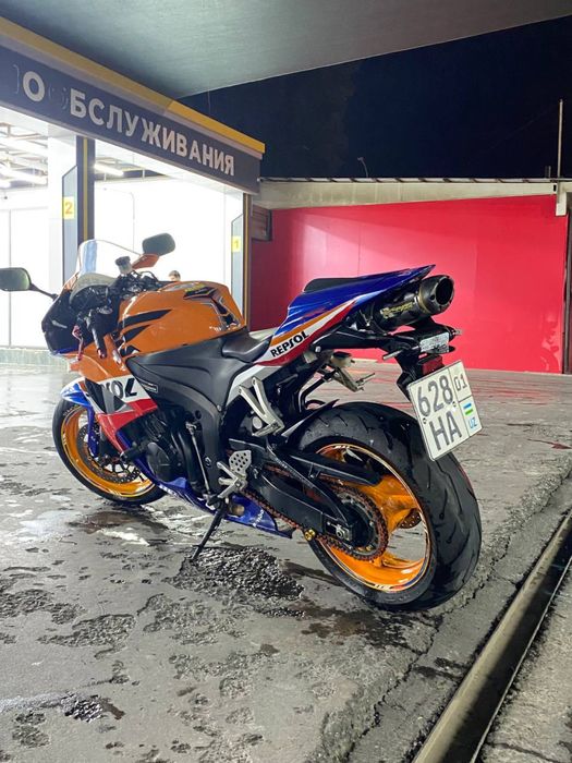 Honda CBR 600rr мотоцикл Хонда