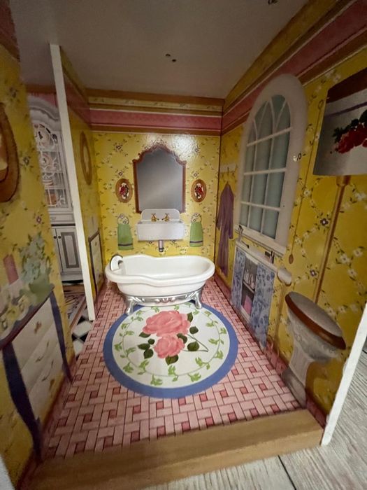 Куколный домик б/у