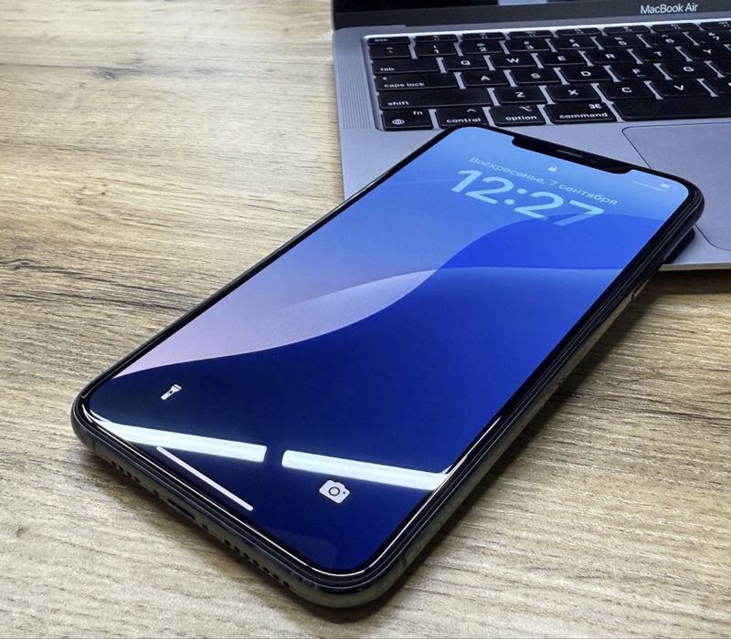 Iphone 11 pro max 256 tali