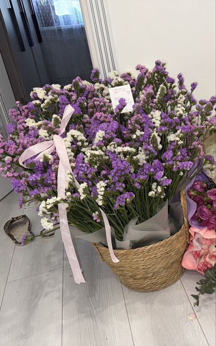 Букет в корзине, свежий