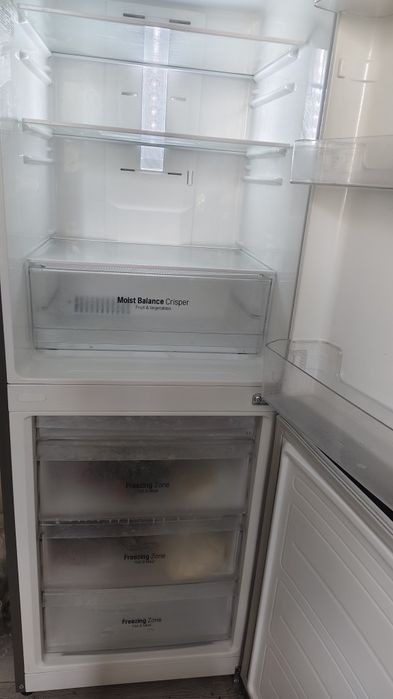 Продам Холодильник. Хороший состоения