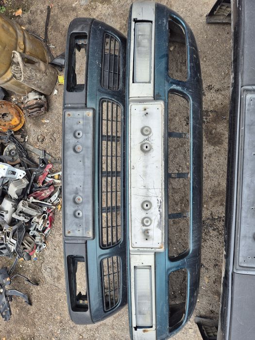 Бампер передний Ауди 80 б4 , б3