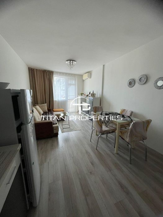 Дава се под наем Двустаен апартамент в Бургас, Център - 60 кв.м за 510 € - Снимка #1