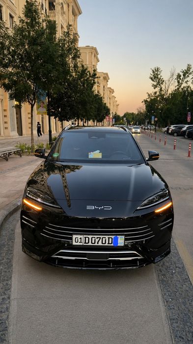 BYD SONG PLUS CHAMPION фулл  комплектация 8 йил гарантия