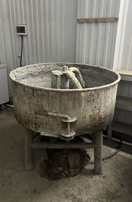 Продам бетономешкалка