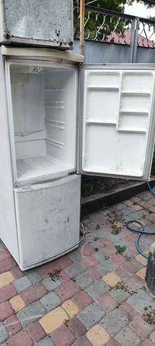 Продам холодильник LG