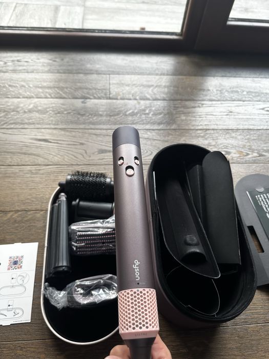 Uscător de păr Dyson Airwrap HS08