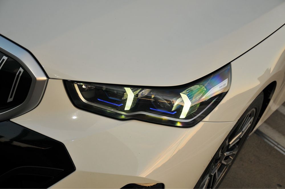 BMW 520i 2024 208cp G60 M-Packet/Laser/DriverAsist+/360"/Hi-Fi Garantie 01/2027 / 0 daune !