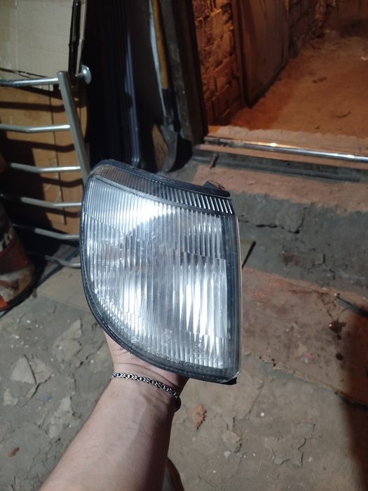 Правый поворотник Forester