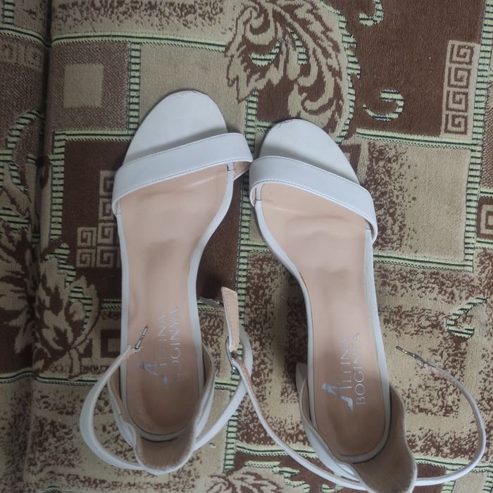 Басаножки продаю 37 размер