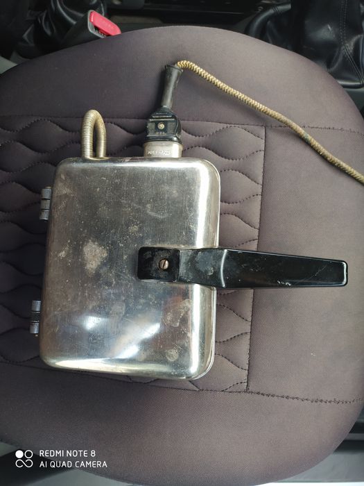 продам электровафельницу