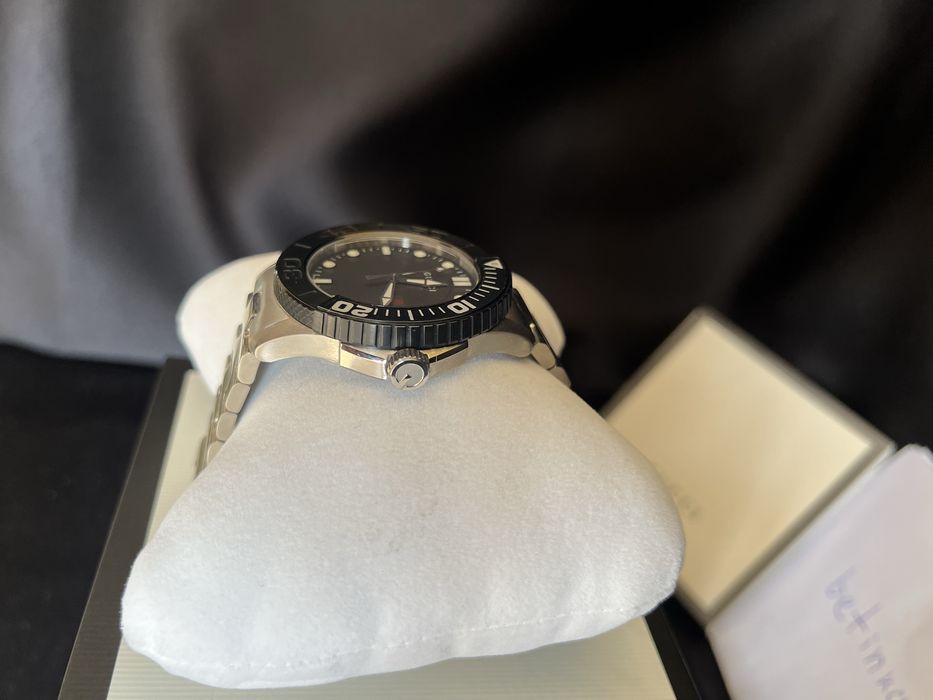 GUCCI Sport Оригинален часовник