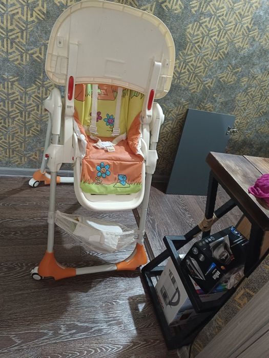 Стульчик для кормления