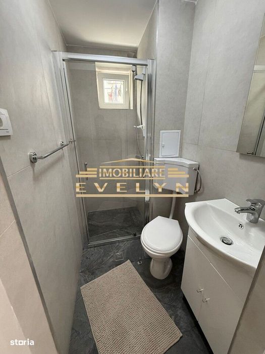 De vanzare apartament tip studio, 30 mp, etaj 2, zona Parcul