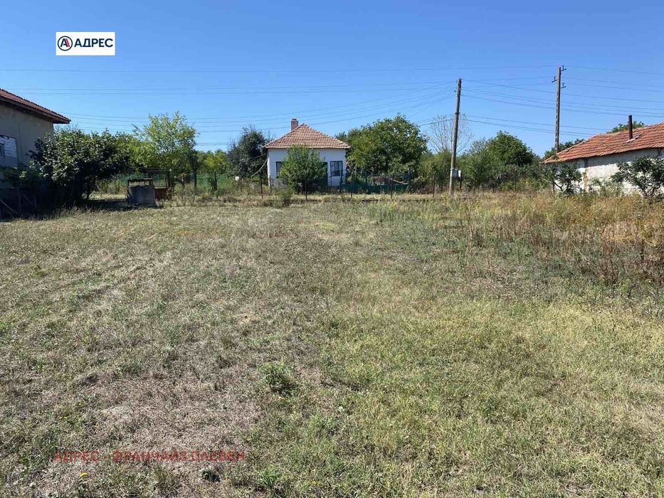 Парцел в Монтана, област-с.Липен площ 947 цена 10226