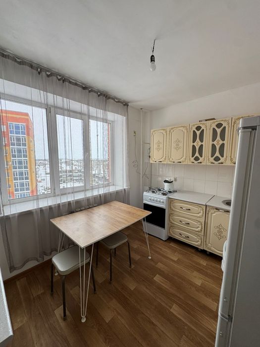 Продаётся 1 комн мкрн Самал