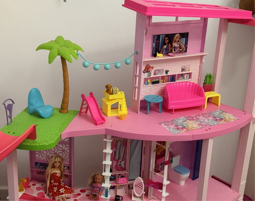 Casa de papusi Mattel, Barbie dream house