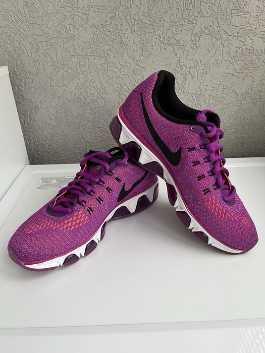 Дамски маратонки найк