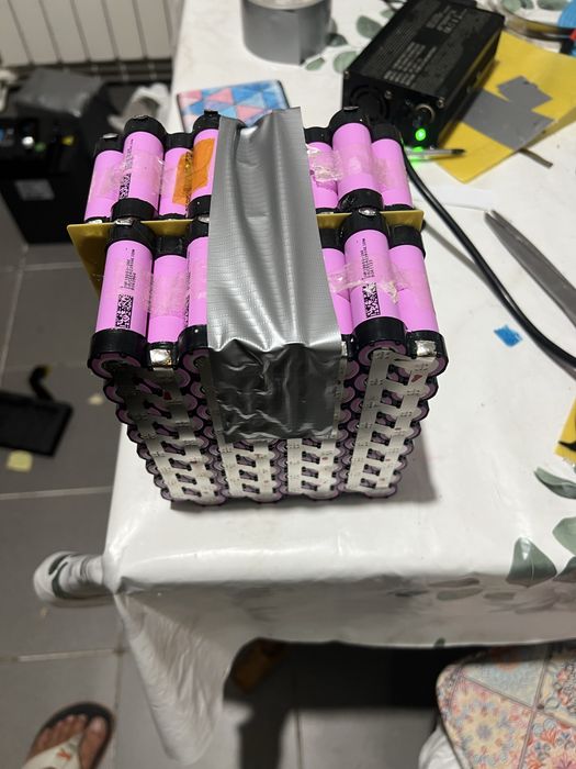 Baterie 17s 71.4v noua