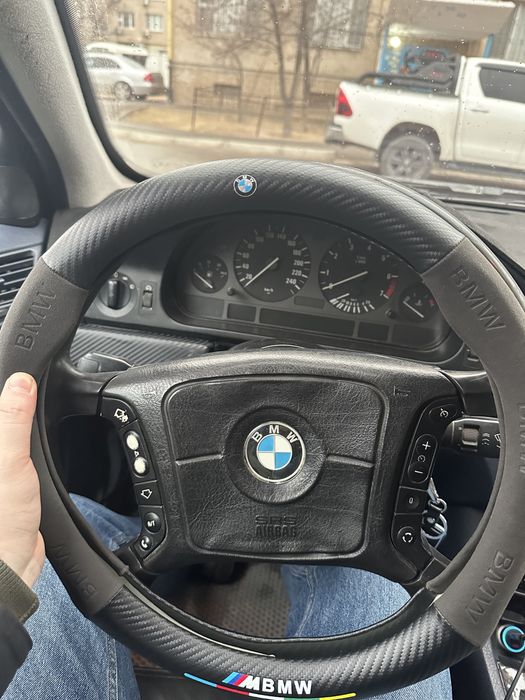 Чехол руля на BMW