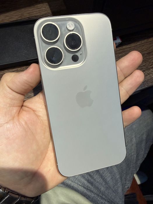 Iphone 15pro silver