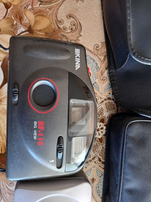 Продавам стари фотоапарати