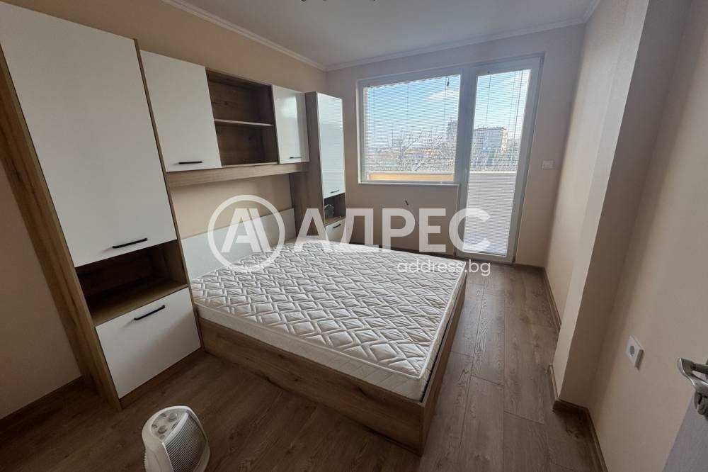 Тристаен апартамент ново строителство!