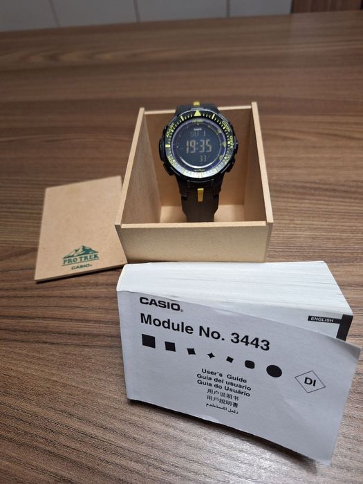 Часовник Casio PRG-300-1A9