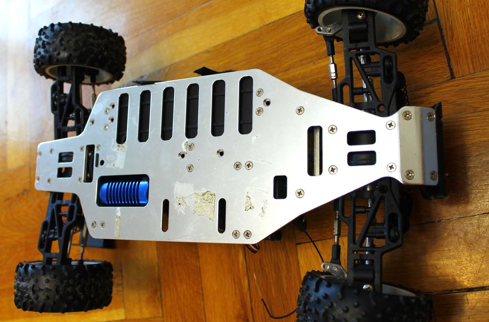 Rhino Reely Buggy 4x4, 1/10 Brushless радиоуправляема кола